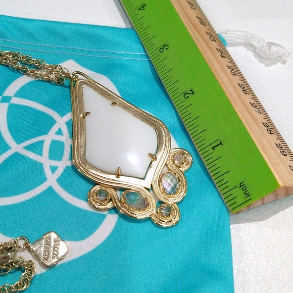 Kendra Scott Teresa Necklace - Picture 4 of 4